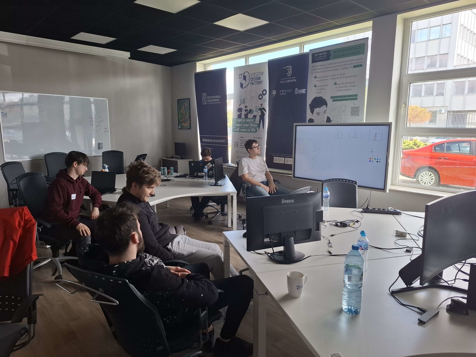 Członkowie Koła Naukowego Machine Learning zwycięzcami w HackCarpathia