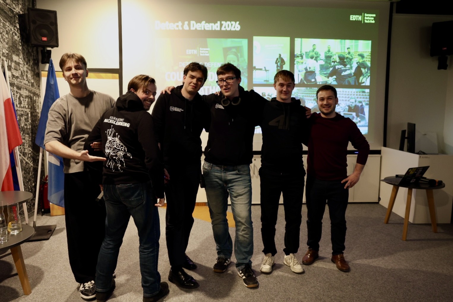 Studenci z Koła Naukowego Machine Learning zwycięzcami hackathonu Detect & Defend